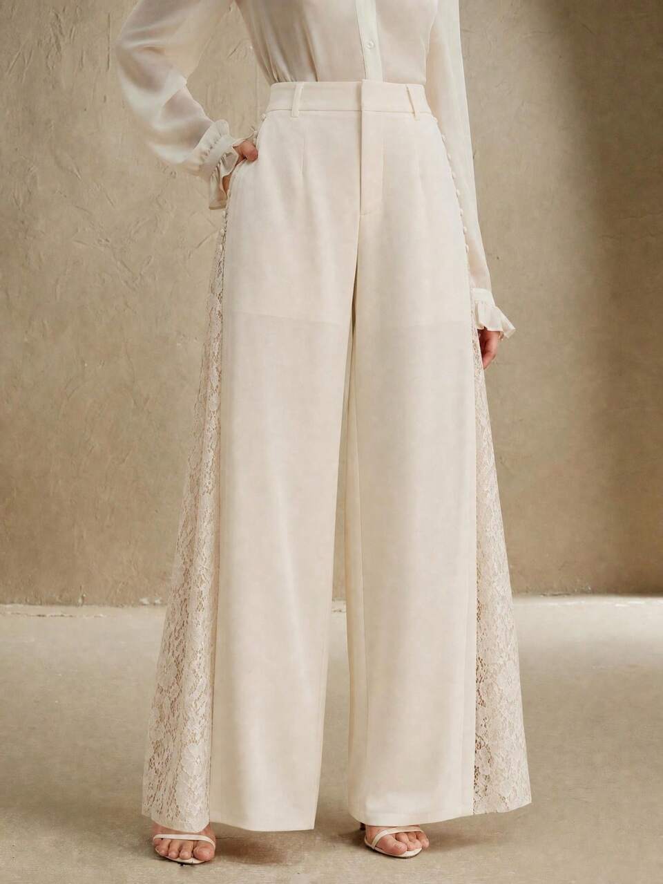 Elegant Apricot Wide-Leg Pants With Contrast Lace And Pleats, Suitable For Daily Wear And Dates