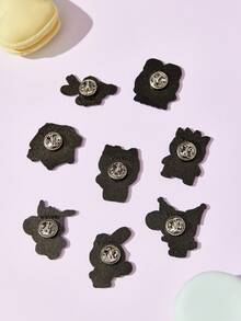 HELLO KITTY AND FRIENDS | POKOJA LAND 2PCS Cute Sports Cartoon Character Metal Badge Set, Suitable For Clothing And Accessories, Suitable For Both Men And Women - 2pcs - View 3