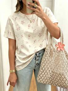 EMERY ROSE 花卉印花女款時尚上衣 T-shirt，美學風格，適合夏季穿著 - 彩色 - 查看 1
