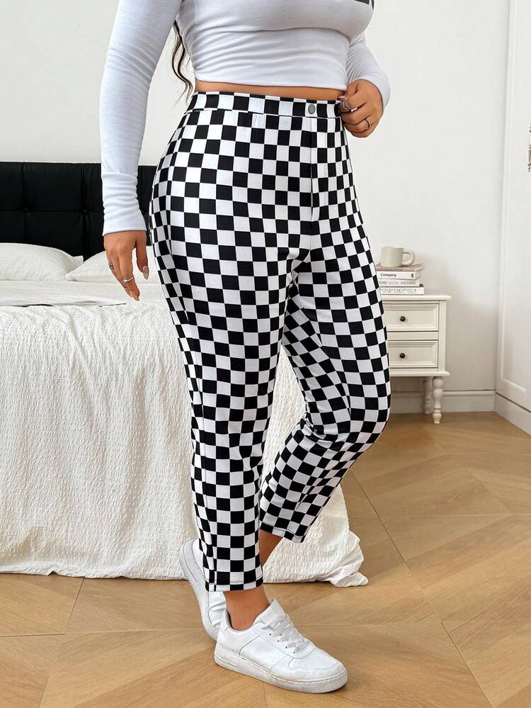 SHEIN EZwear Plus Size Women's Checkerboard High Waist Skinny Casual Pants - Black and White - View 5
