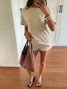SHEIN EZwear 女款復古時尚麻花編織圓領短袖上衣與短褲套裝 - 杏色 - 查看 5