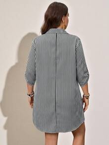 SHEIN LUNE 大码女式条纹卷袖休闲宽松连衣裙 - 黑與白 - 查看 2