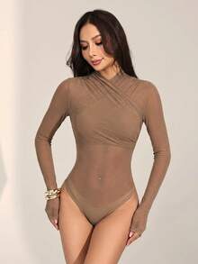 SHEIN PETITE 女款性感純色網紗包覆式連身衣，透視長袖，棕色，夏季，夜店派對穿搭 - 卡其色 - 查看 6