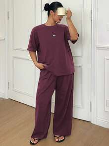 Dazy Plus Minimalist Cute Cartoon Print Raglan Sleeve Loose Fit Loungewear Pajama Set For Women, Spring/Summer, Plus Size - Red Violet - View 2