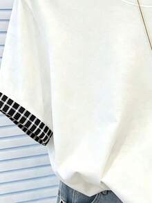 Resyla 夏季出遊上衣 女款標準版型 T-shirt，經典條紋印花對比色白色 T-shirt，可愛小狗印花圖案，圖形設計，舒適面料，返校季，教師穿搭，日常 - 彩色 - 查看 4