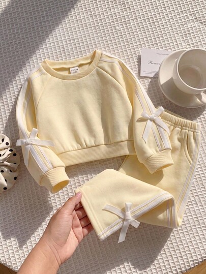 SHEIN 2pcs Baby Girl Solid Color Knitted Bow Sweatshirt And Leggings Set