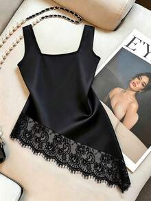 Cévolie Fashion Sexy Square Neck Satin Asymmetrical Hem Lace Trim Patchwork Tank Top - Black - View 3