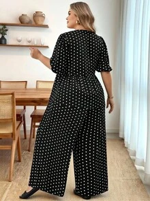 SHEIN CURVE+ 大尺碼波點荷葉邊泡泡袖兩件套，V領上衣搭配鬆緊腰，2026冬季 22W - 黑色 - 查看 2