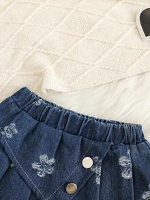SHEIN Playful Pals 3pcs Baby Girl Denim Jacket Skirt Cute Sweet Dark Blue White Floral Ribbed Pleated Long Sleeve Lapel Collar Regular Party Family Matching Autumn - Blue - View 9