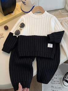 SHEIN 男童可愛趣味卡通塗鴉街頭風 2件套，秋冬款 - 黑與白 - 查看 3