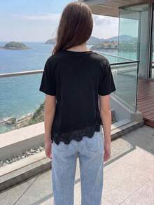 青少年女孩豹紋圓領短袖對比蕾絲不對稱下擺T恤 - 黑色 - 查看 2