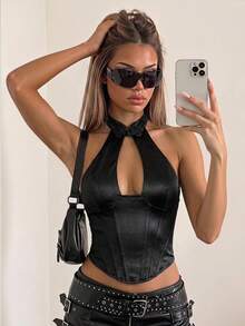 SHEIN ICON Y2K 女款哥德風黑色嬉皮性感露背掛脖上衣，夏季風格 - 黑色 - 查看 1