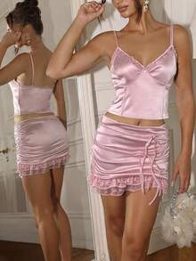 Glamine Setelan Atasan Cami Renda Satin Merah Muda dan Rok Mini Berkerut, Pakaian 2 Potong Wanita - Berwarna merah muda - View 2