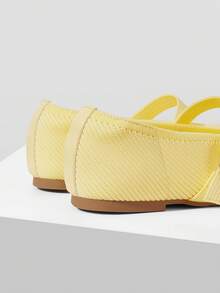 MOTF PREMIUM WOMEN SQUARE TOE BUCKLE STRAP FLATS FOR CHRISTMAS - Light yellow - View 7