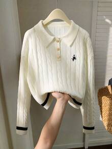 Franclia Sweater Rajut Lengan Panjang dengan Kerah Polo Bordir Kepala Kuda Sederhana dan Trim Blok Warna untuk Musim Gugur dan Musim Dingin - Krem - View 7