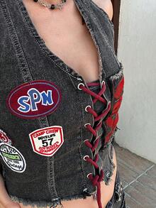 ROMWE Avant ROMWE X Lorella 春夏女款 Y2K 復古運動芭蕾風圖案 Logo 刺繡繫帶低腰性感短版牛仔上衣 - 黑色 - 查看 5