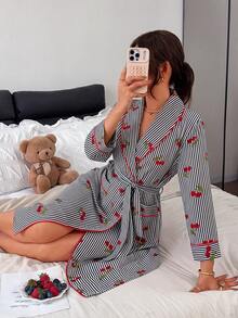 Napfluff 櫻桃印花條紋前綁帶女款寬鬆舒適睡袍 - 彩色 - 查看 4