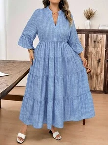 SHEIN CURVE+ 休閒優雅波希米亞風簡約藍白大尺碼洋裝 22W 度假商務款 2026 夏季秋冬 早午餐早晨穿搭 - 藍色 - 查看 8