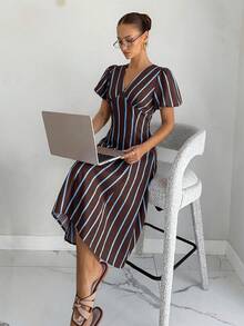 Siren Gaze Gaun Panjang Kasual Musim Panas Wanita Berkerah V dengan Motif Garis dan Blok Warna - MultiWarna - View 7