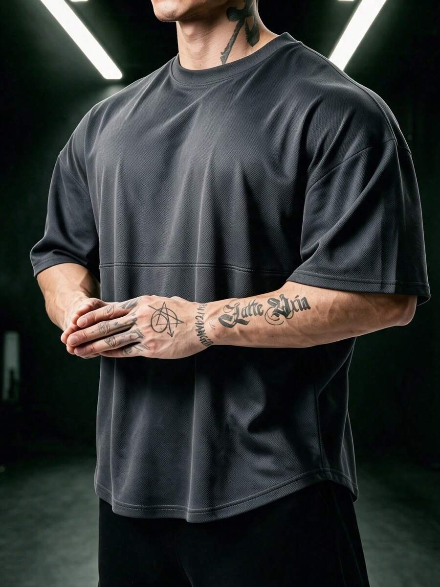 GymBeat 男士純色短袖休閒健身運動T恤,健身房適用 - 深灰色 - 查看 1