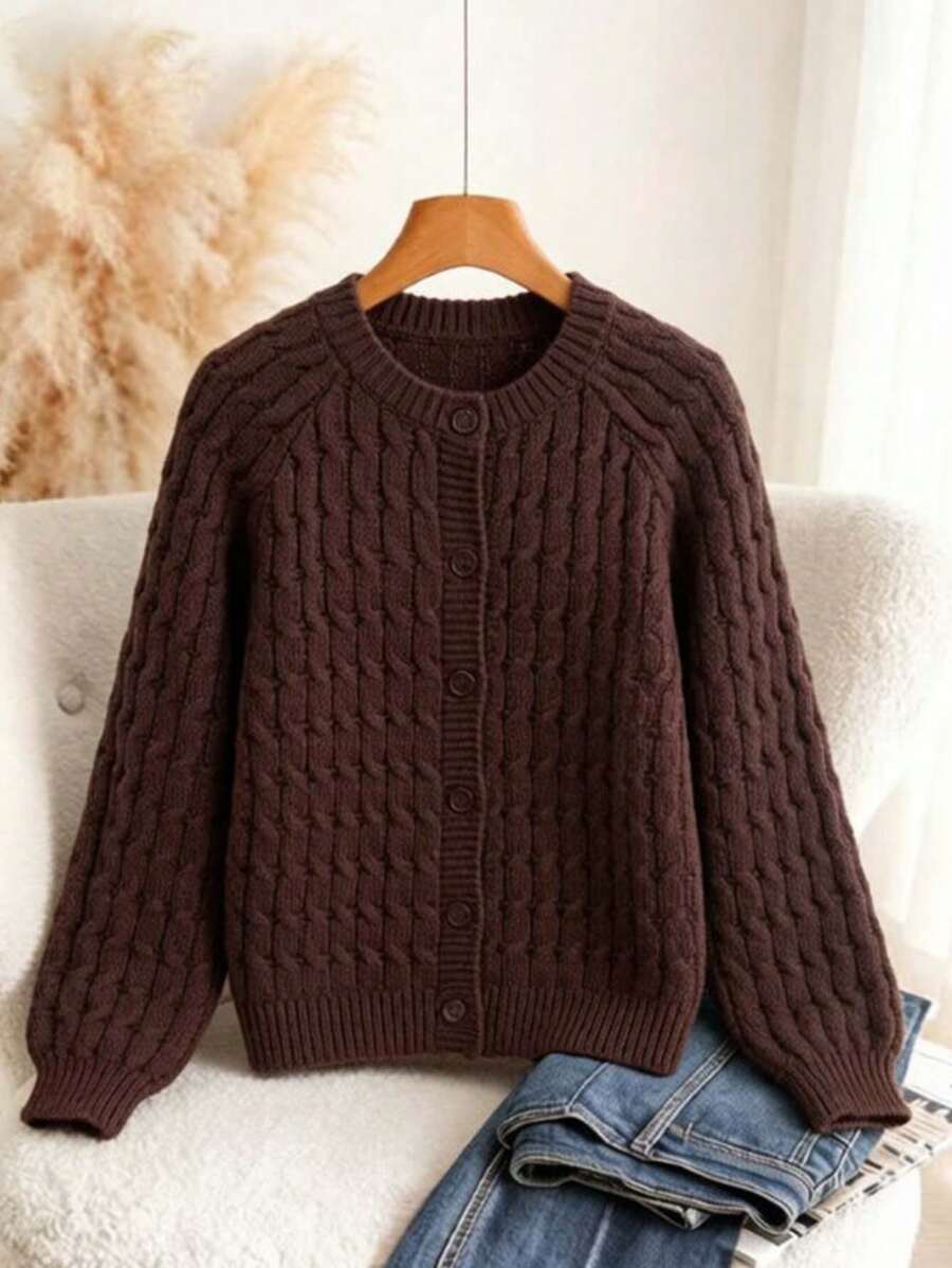 Franclia Sweater Lengan Panjang Minimalis Serbaguna Ukuran Plus, Modis dan Longgar untuk Musim Dingin - Coffee Brown - View 1