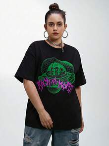 Rick and Morty X SHEIN 大码时尚字母与图形图案黑色针织宽松休闲棉质 T 恤，轻盈透气，适合夏季 - 黑色 - 查看 1