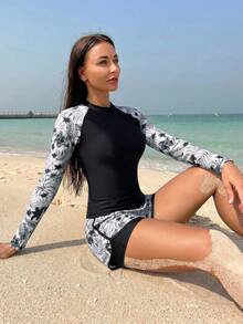 Swim SPRTY 女款夏季海灘拼接熱帶植物印花插肩長袖短褲休閒衝浪套裝 - 黑與白 - 查看 4