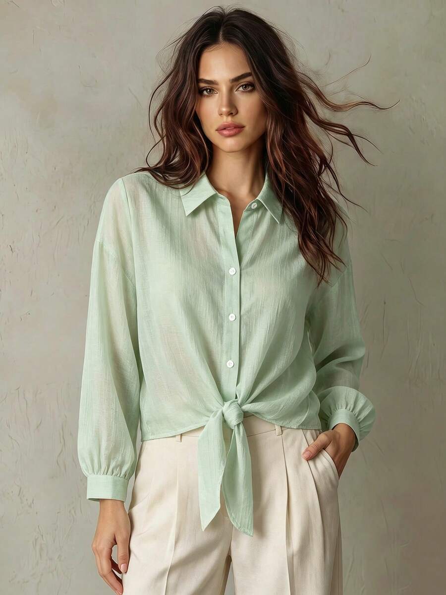 SHEIN Franclia 法式慵懶亞麻感紋理襯衫,春夏領口鈕扣式綁帶下襬短版上衣,日常通勤防曬百搭休閒上衣 - 綠色 - 查看 1