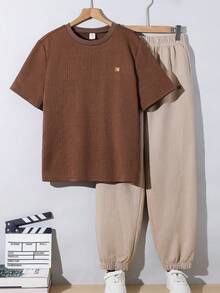 SHEIN 2件組青少年男孩休閒極簡字母印花圓領套頭上衣套裝，適合夏季 - 彩色 - 查看 4