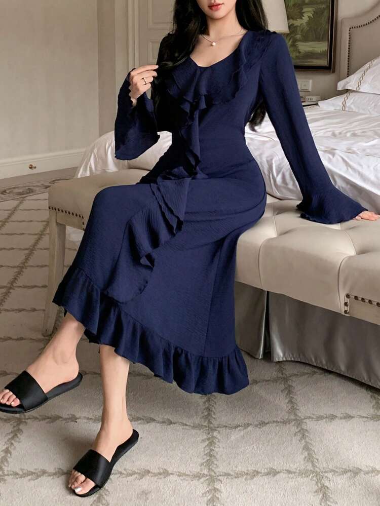 DAZY Gaun Tidur Wanita Warna Polos Elegan dengan Hiasan Rumbai di Bagian Bawah untuk Musim Gugur/Dingin - Biru - View 5