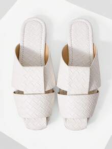 Beige 1