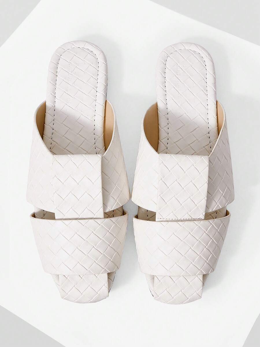 MOTF PREMIUM BEIGE LEATHER ROUND TOE CASUAL SIMPLE COMMUTER WOMEN'S FLAT SANDALS - Beige 1 - View 1