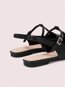 CUCCOO DOLLMOD Sandal Wanita, Gesper T Berukir, Ujung Bulat, Hak Datar, Gaya Retro, Cocok untuk Aktivitas Sehari-hari, Komuter, dan Kencan. - Hitam - View 6