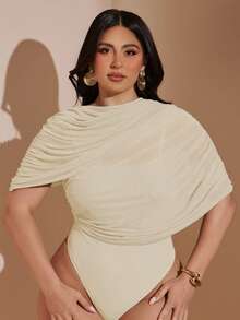 SHEIN BAE CURVE بودي سوت أنيق وجذاب بلون موحد وتصميم غير متماثل، مقاس كبير، رمادي، مناسب للسهرات والحفلات في الصيف - لون مشمشي - مشاهدة 5