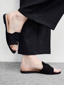 CUCCOO BIZCHIC Sepatu Wanita, Hitam, Tekstur Suede, Sandal Datar Klasik, Nyaman dan Serbaguna di Musim Panas, Cocok untuk Perjalanan ke Kantor atau Sehari-hari - Hitam 1 - View 4