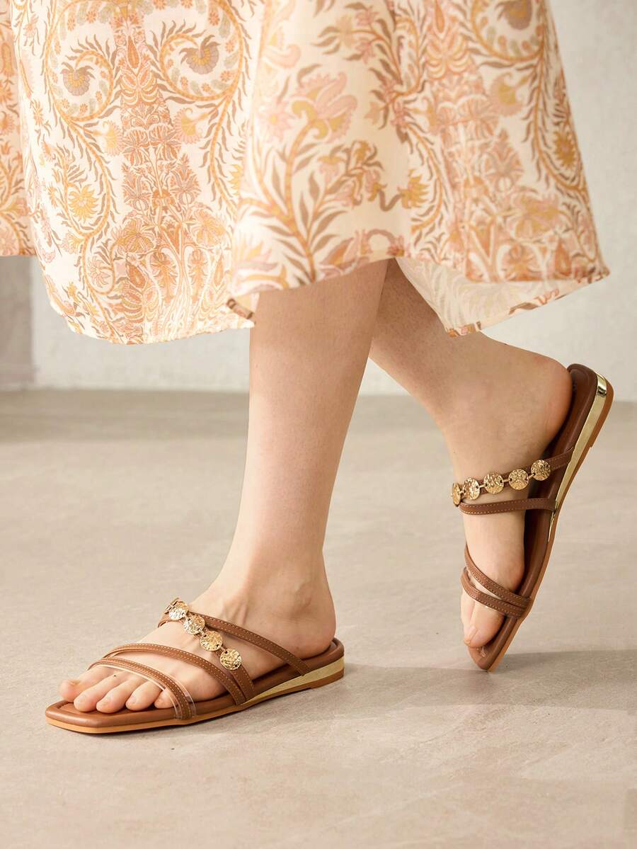 MOTF PREMIUM WOMEN'S SQUARE-TOED FLAT SANDALS WITH METAL DISC CHAIN AND TRANSPARENT DETAIL DESIGN, SUITABLE FOR SUMMER VACATION AND DAILY WEAR - Brown - View 2