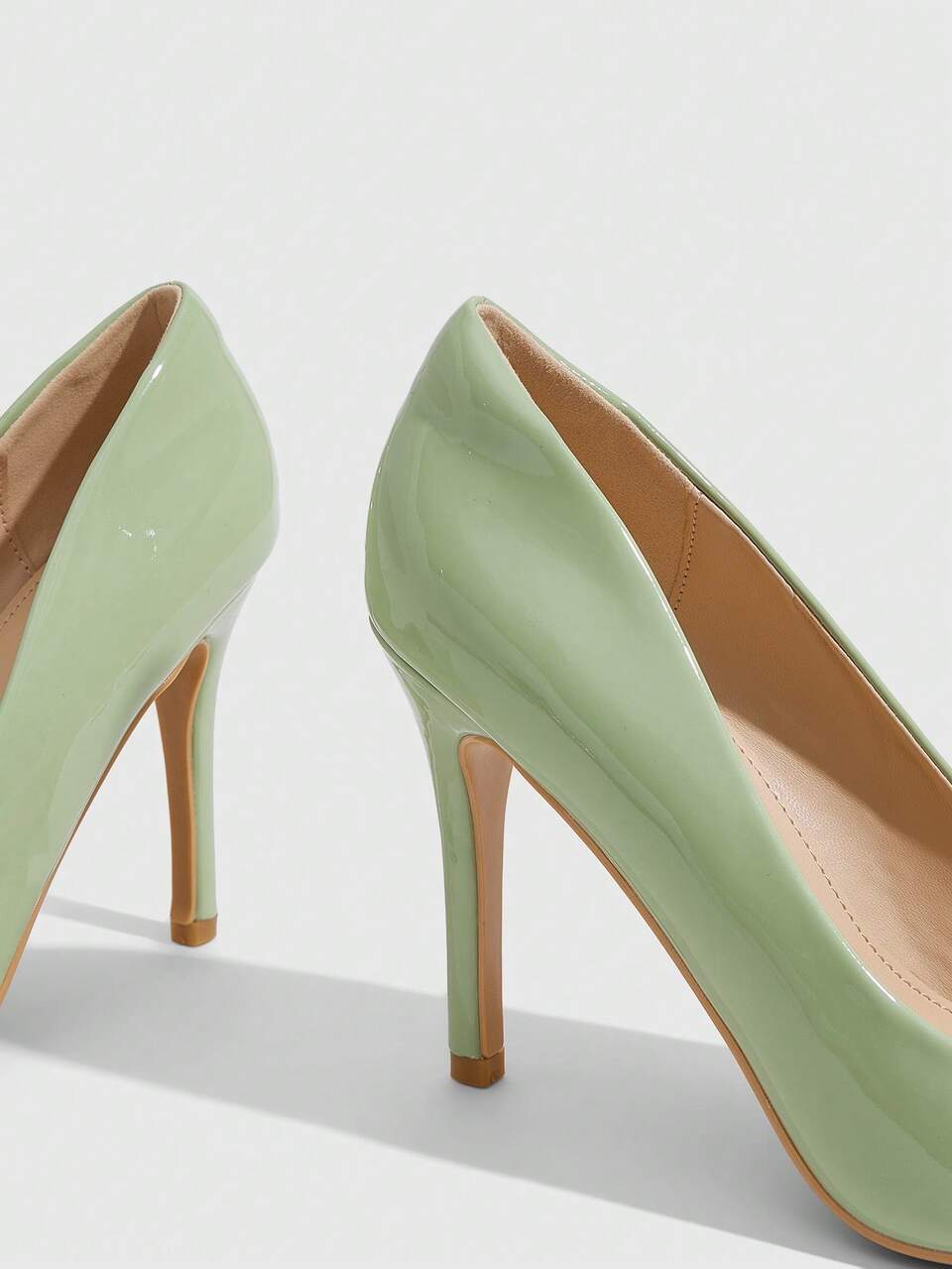 CUCCOO SZL Women's Elegant Pointed Toe Pumps For Commuting For Christmas Valentine's Day Spring Shoes