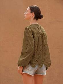 Frievida 女款圓領刺繡定位飾邊長袖襯衫 - 咖啡棕 - 查看 2
