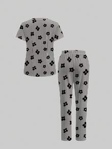 TaskEZ Scrub Set With Cute Striped Floral Print V-Neck Design, Workwear Suitable For Office Commute And Pet Hospital - Multicolor - View 2