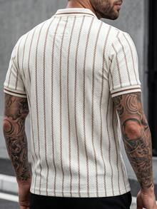 Manfinity CasualCool 男士拼色 Polo 衫，幾何提花休閒上衣 - 彩色 - 查看 2