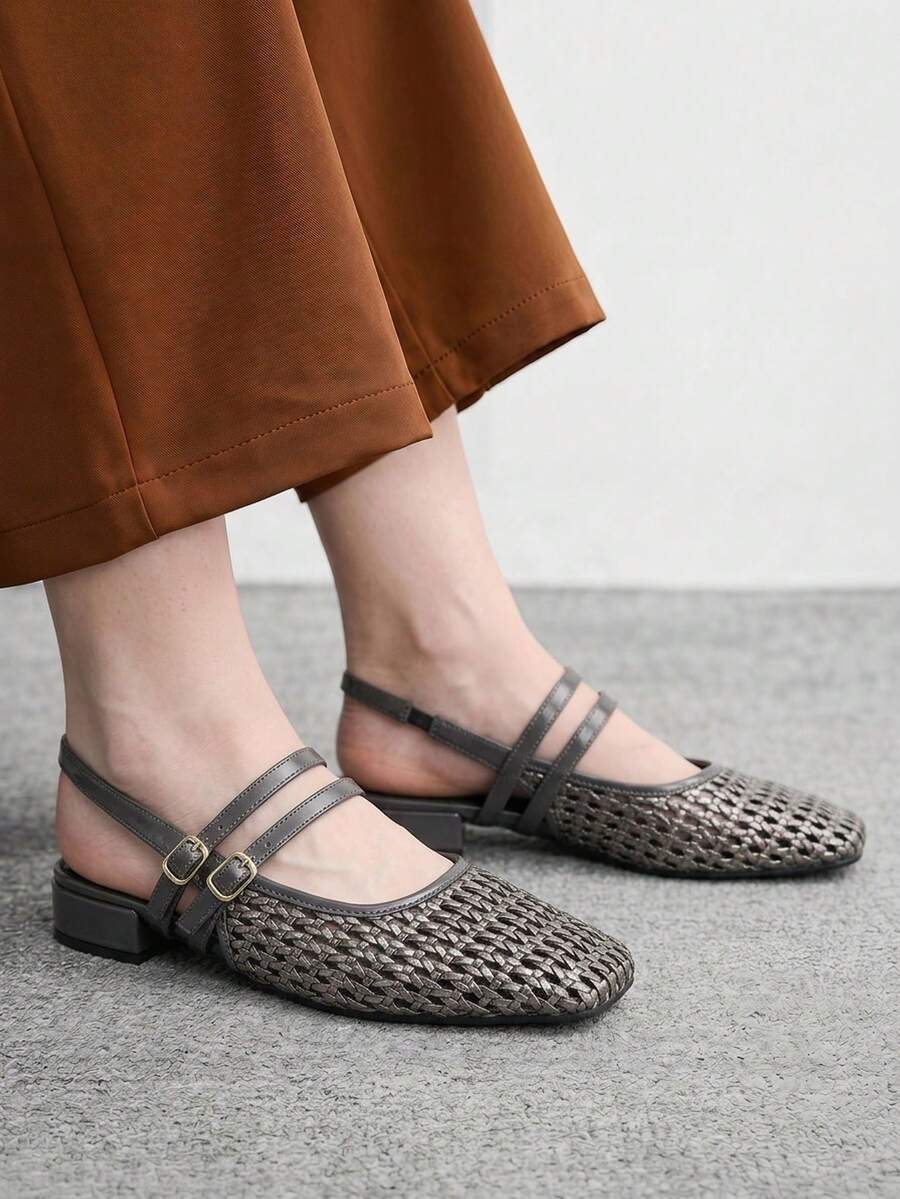 CUCCOO BIZCHIC 女款仿草編方頭粗跟低跟鞋 - 灰色 - 查看 1
