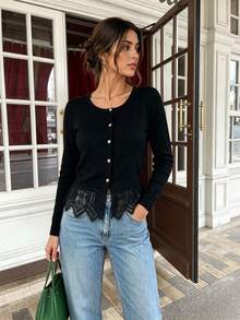 SHEIN Franclia 女款圓領單排扣蕾絲拼接休閒百搭日常穿搭開襟衫 - 黑色 - 查看 4