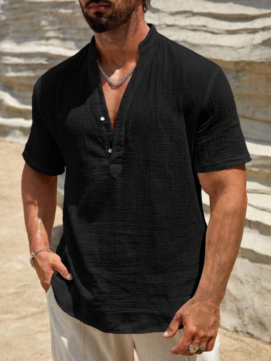 Manfinity BRENVOR Loose Fit Men Solid Half Button Shirt - Black - View 1