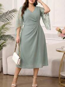 Reflora Plus Size Elegant Party Solid Color Lace Patchwork Dress Fall - Green - View 4