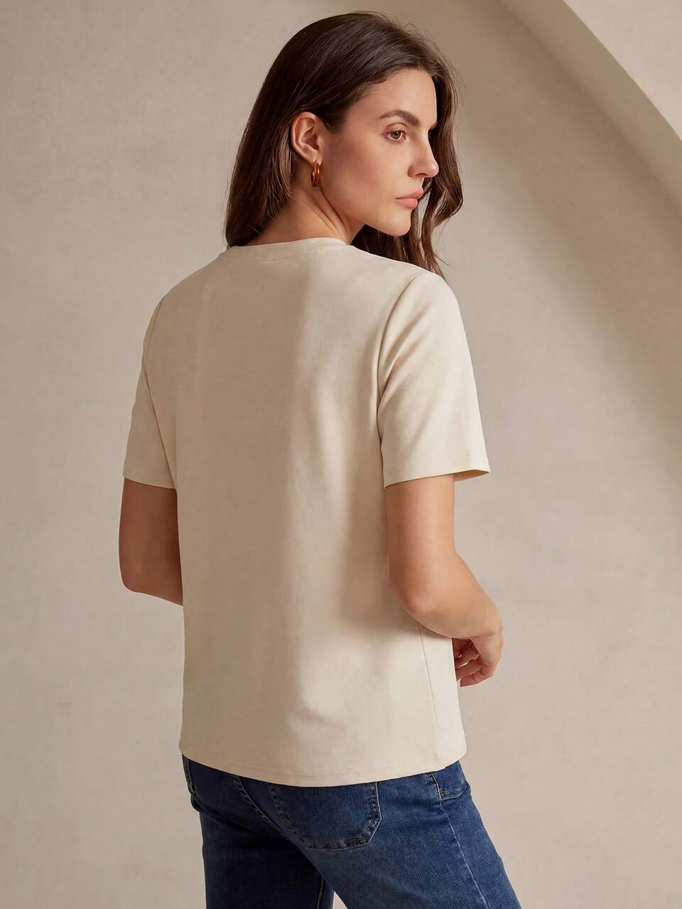 Women's Casual Elegant Hand-Beaded Floral Front Panel Simple & Sophisticated T-Shirt