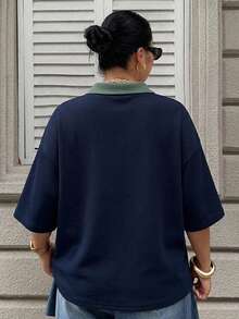 Dazy Plus 女款大尺碼拼色拼接條紋寬鬆 Polo 領中袖休閒夏季 T-shirt - 藏蓝色 - 查看 6