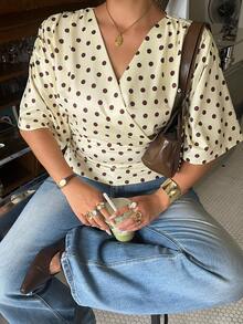 Muchica 大尺碼波點夏季優雅派對女款裹身抓皺T恤，休閒V領設計師上衣，現代3/4袖女款上衣 - 彩色 - 查看 4