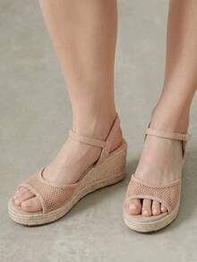 Styleloop Women's Shoes, Brown, Flower Embroidered Hemp Rope Straw Shoes, Wedge Heel Platform Sandals, Height-Enhancing Holiday Bohemian Wear Fall Shoes - Apricot - View 4
