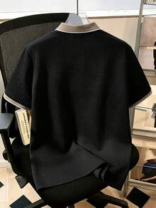 Daypath Camisa polo de punto jacquard con textura de unicolor, cuello y puños acanalados con 2 botones para hombre - Negro - Ver 2