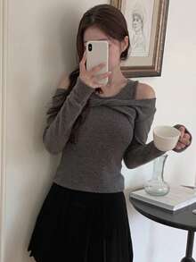 DAZY Women's Round Neck Off-Shoulder Korean Style Long Sleeve T-Shirt - Grey - View 7
